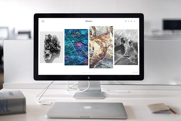 Mockup auf dem Monitor